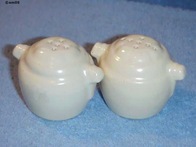 Early barrel shakers glazed white sand.